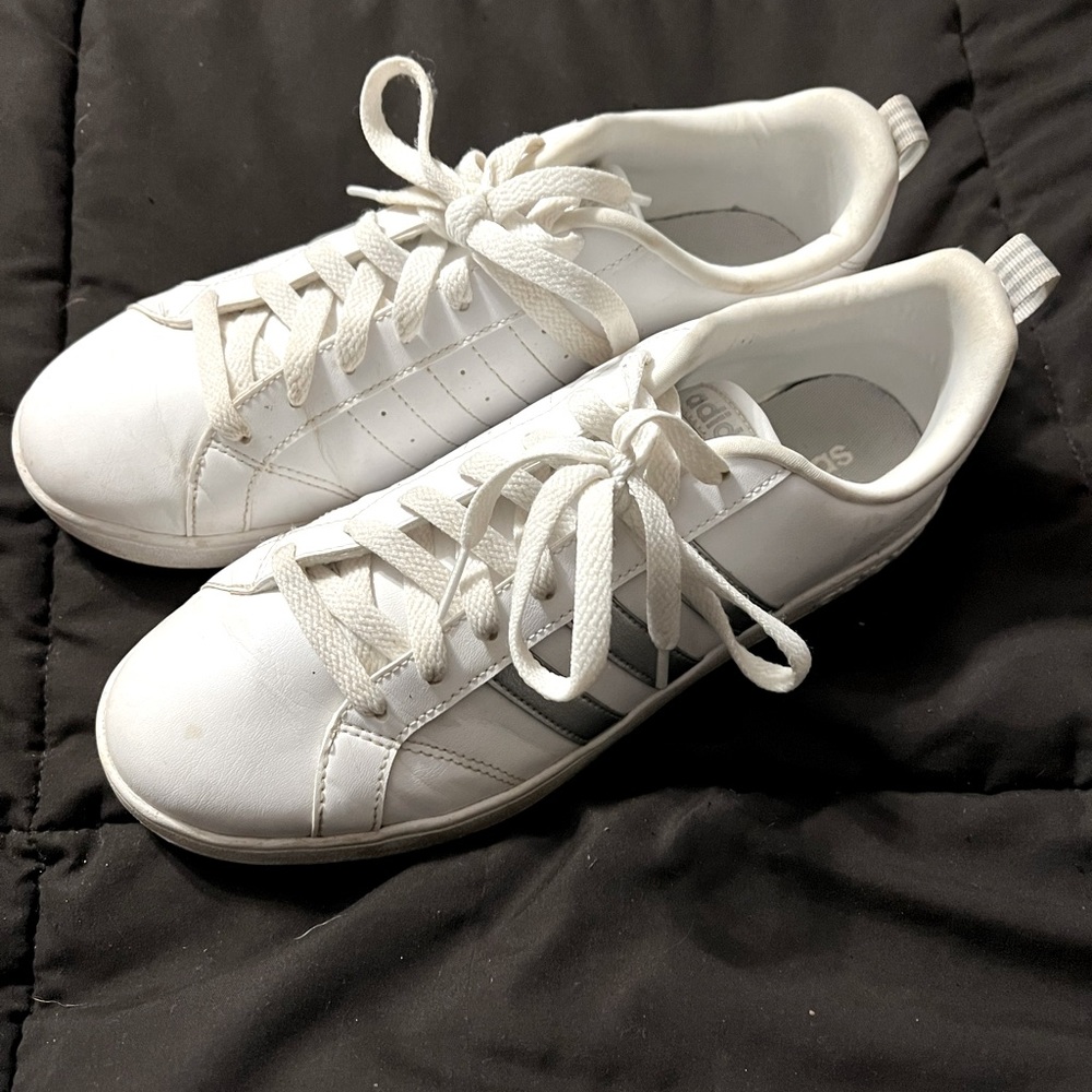 Womens Adidas Court sneakers